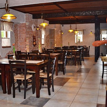Granarollo Penzion Pizzeria Mlynany Εξωτερικό φωτογραφία