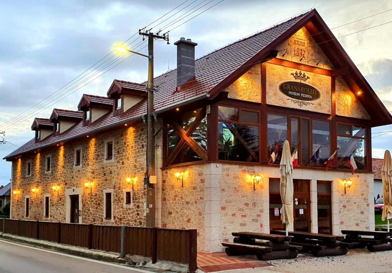 Granarollo Penzion Pizzeria Mlynany Εξωτερικό φωτογραφία